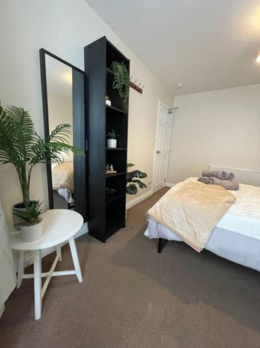 5 Bedroom, Sleeps 9 - Base To Explore Liverpool And Beyond Bagian luar foto