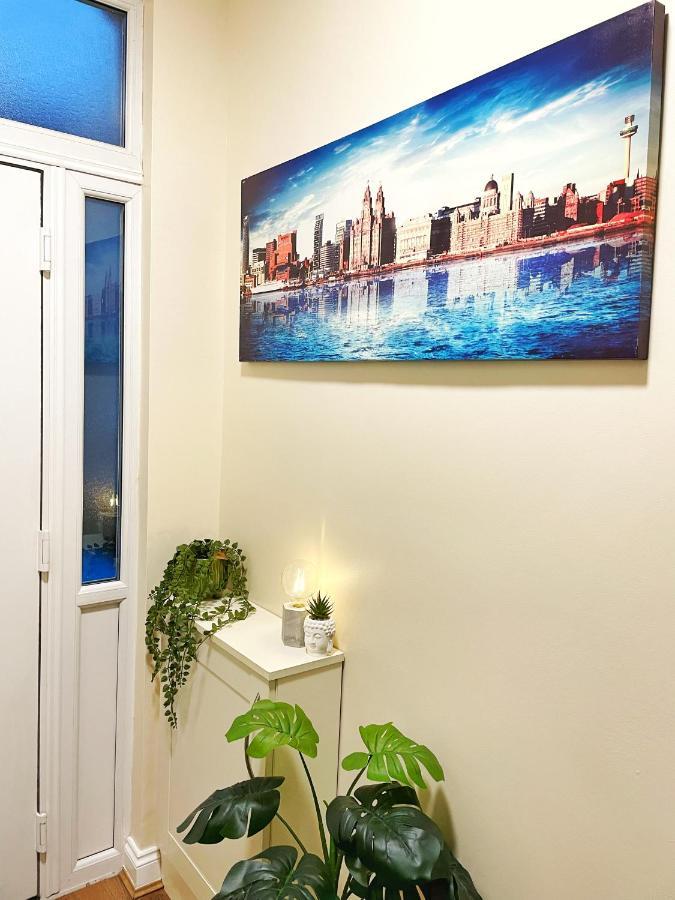 5 Bedroom, Sleeps 9 - Base To Explore Liverpool And Beyond Bagian luar foto